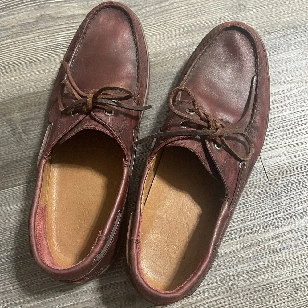 FRYE Men's Sz 11D Mayer Leather Boat Shoe in Bordeux Red 2-Eye Preppy